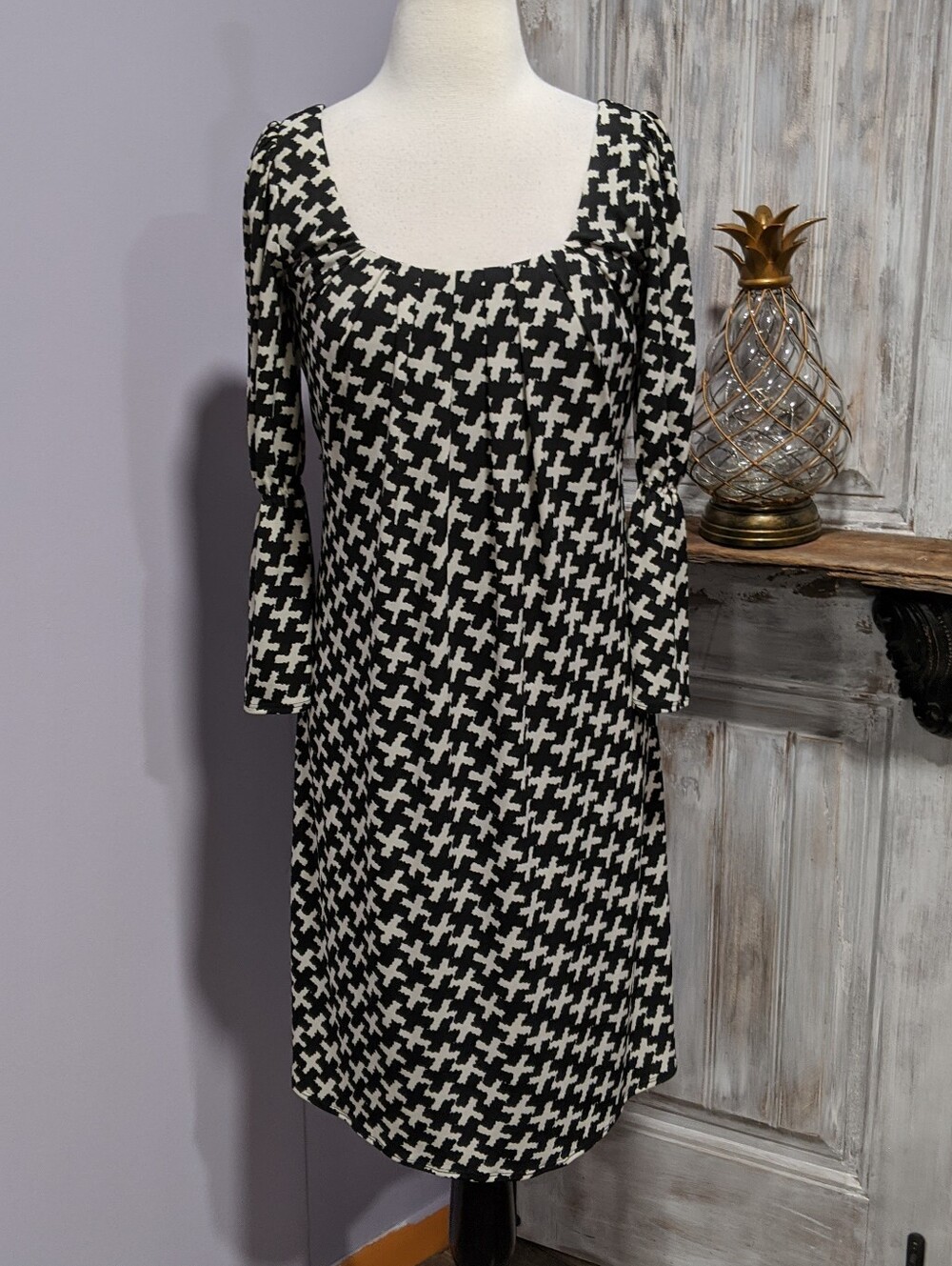 Suzi Chin For Maggy Boutique Black & White Houndstooth Scoop Neck Dress